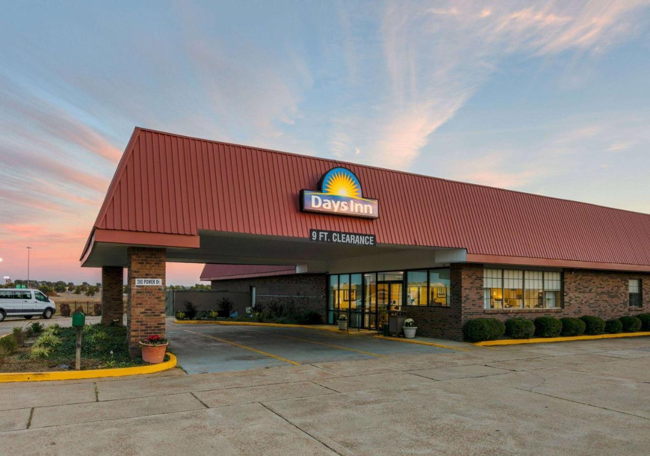 Days Inn By Wyndham Batesville Esterno foto
